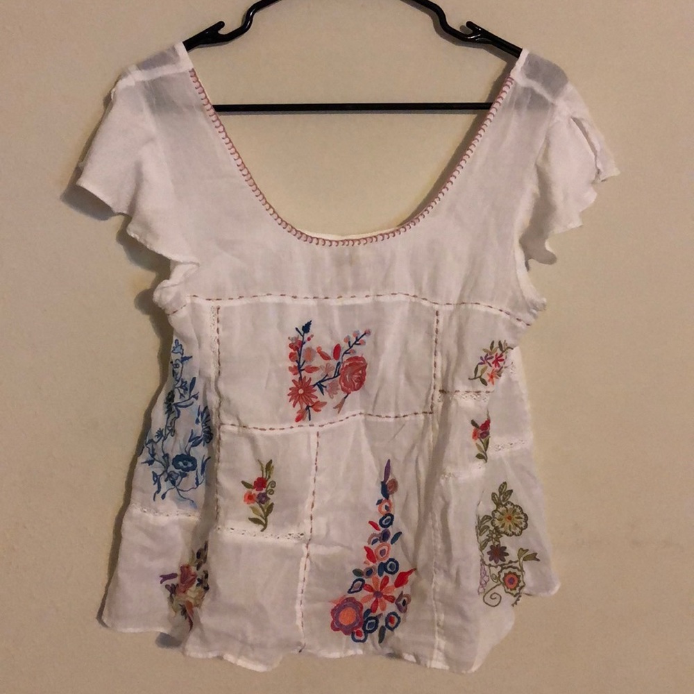 *3 for $10* Anthropologie flutter sleeve floral tank small